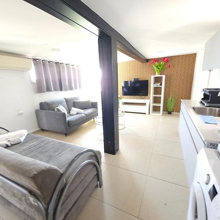 Barak Royal Suites 20 Sea View - ג'קוזי בחצר ומרפסות עם נוף לים Eilat Esterno foto