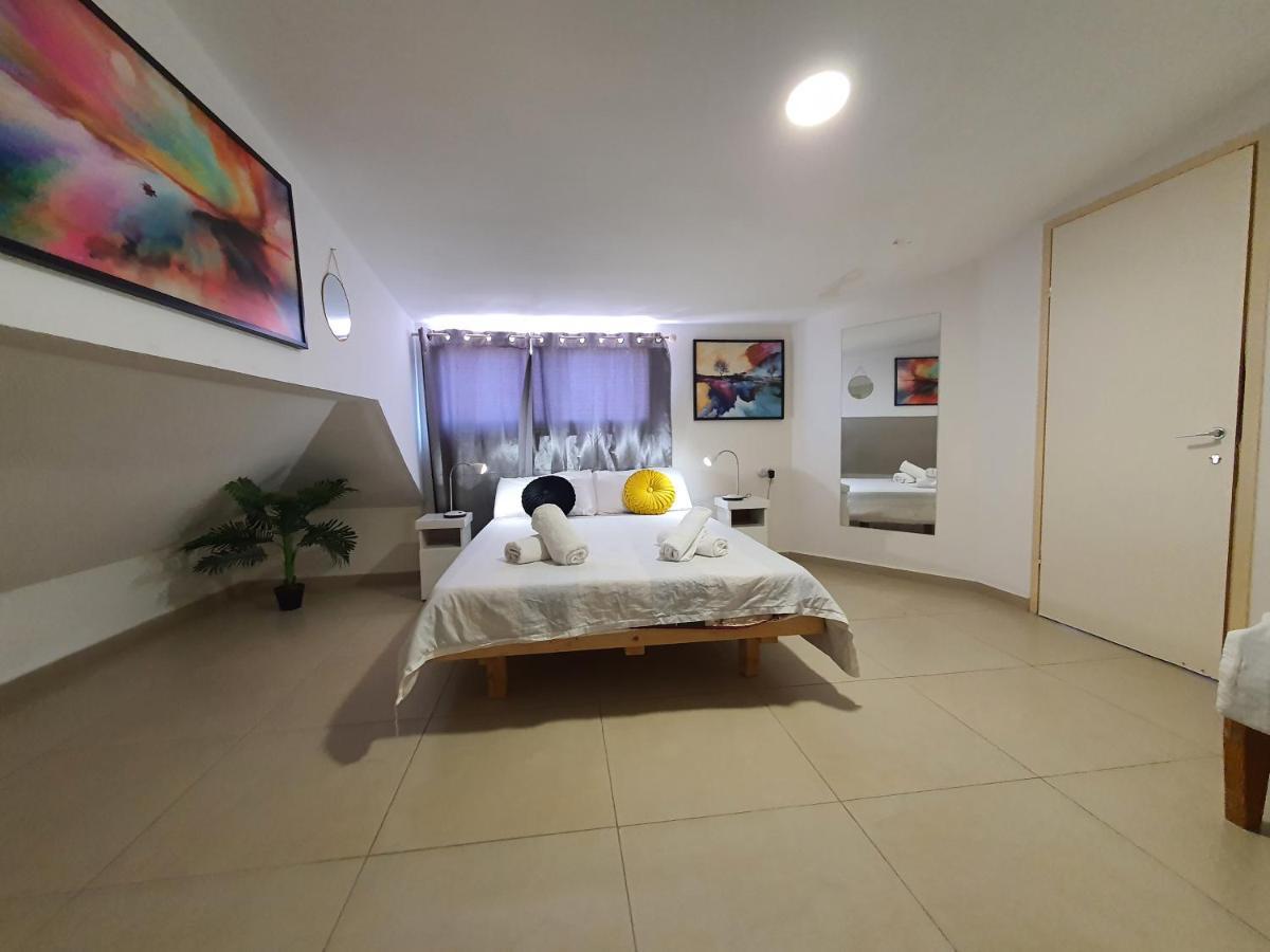 Barak Royal Suites 20 Sea View - ג'קוזי בחצר ומרפסות עם נוף לים Eilat Esterno foto