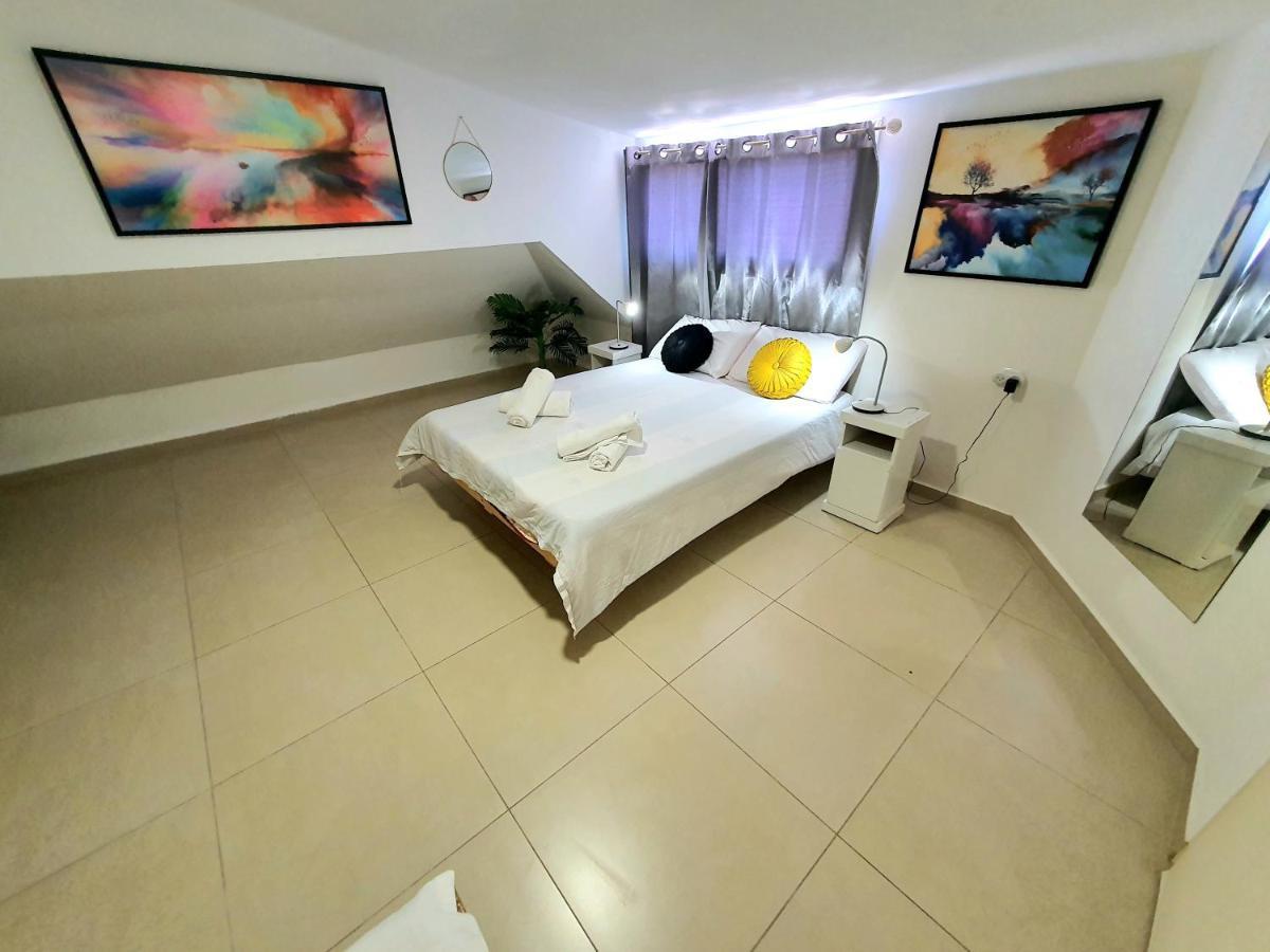 Barak Royal Suites 20 Sea View - ג'קוזי בחצר ומרפסות עם נוף לים Eilat Esterno foto